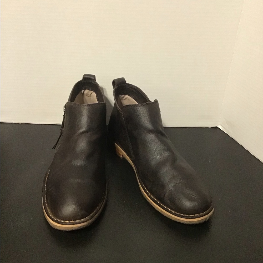 UGG Australia Clementine Ankle Boots - Picture 3 of 12